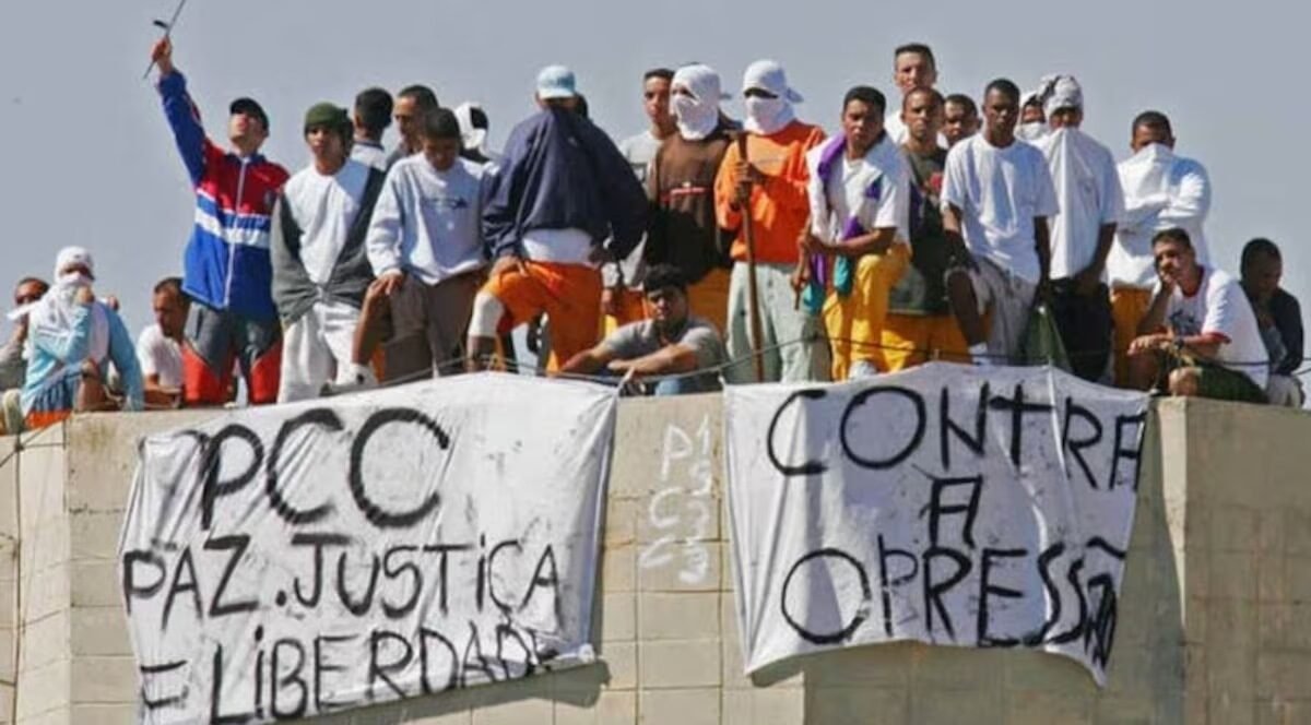 Estadão: Quem deve liderar a iniciativa de desenhar a segurança pública do Brasil é o governo federal 